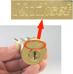 Kwikset(クイックセット)TITAN(タイタン)の刻印の玄関錠